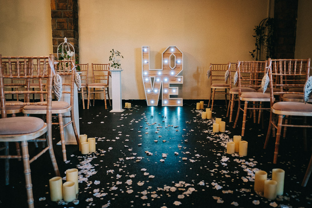 THOMAS ANDREA LAKESIDE VENUE BRIDGEND WEDDING PHOTOGRAPHER 11 THOMAS ANDREA LAKESIDE VENUE BRIDGEND WEDDING PHOTOGRAPHER 11